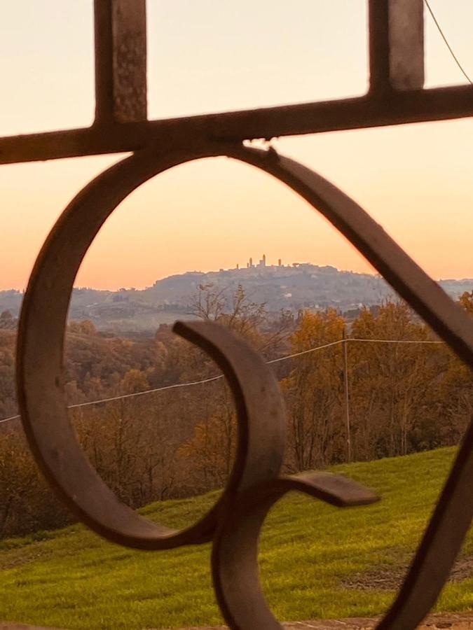Tognazzi Casa Vacanze - La Collina Di Сан Джиминяно Екстериор снимка